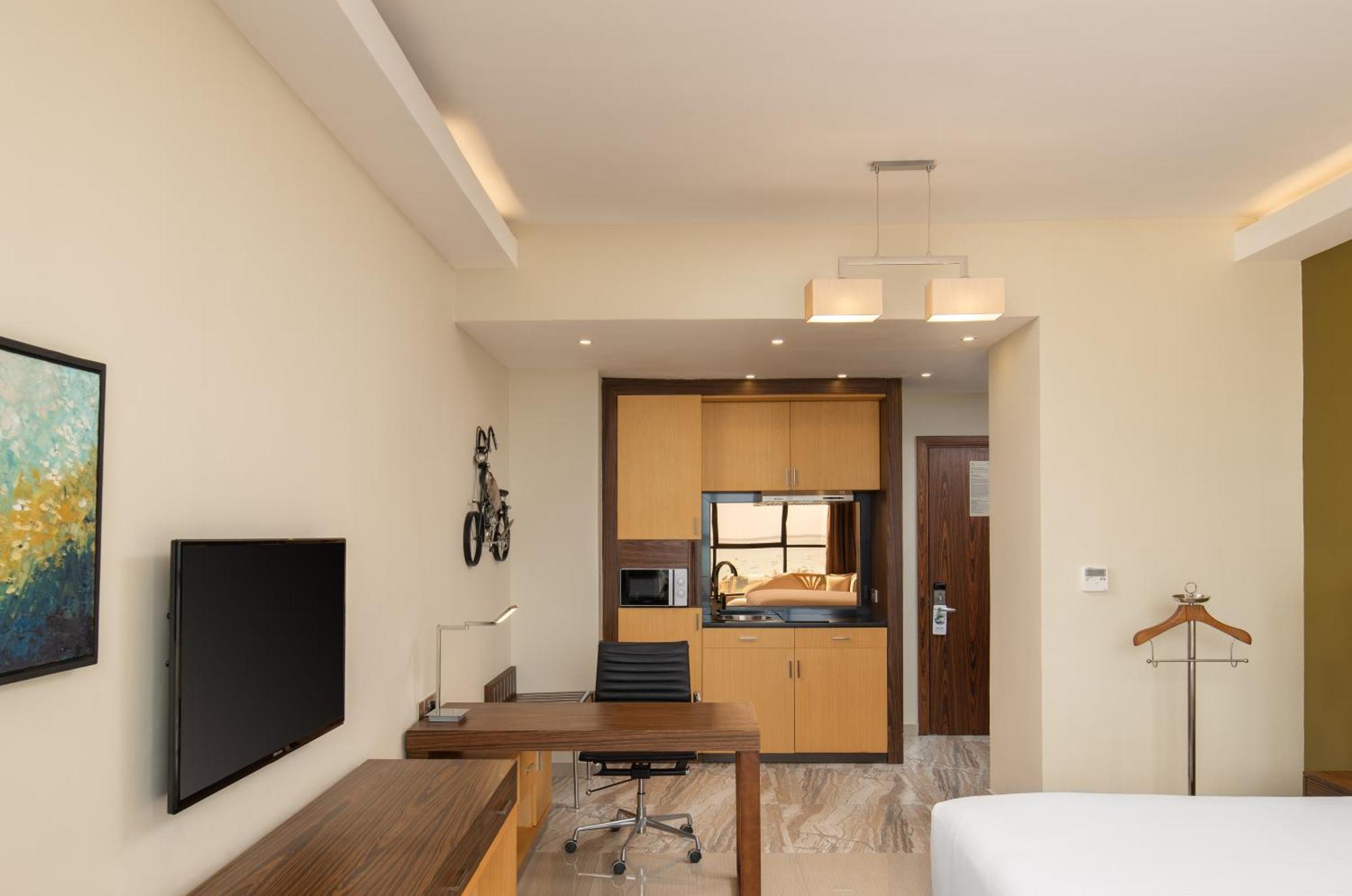 Element By Westin Hotel دار السلام المظهر الخارجي الصورة