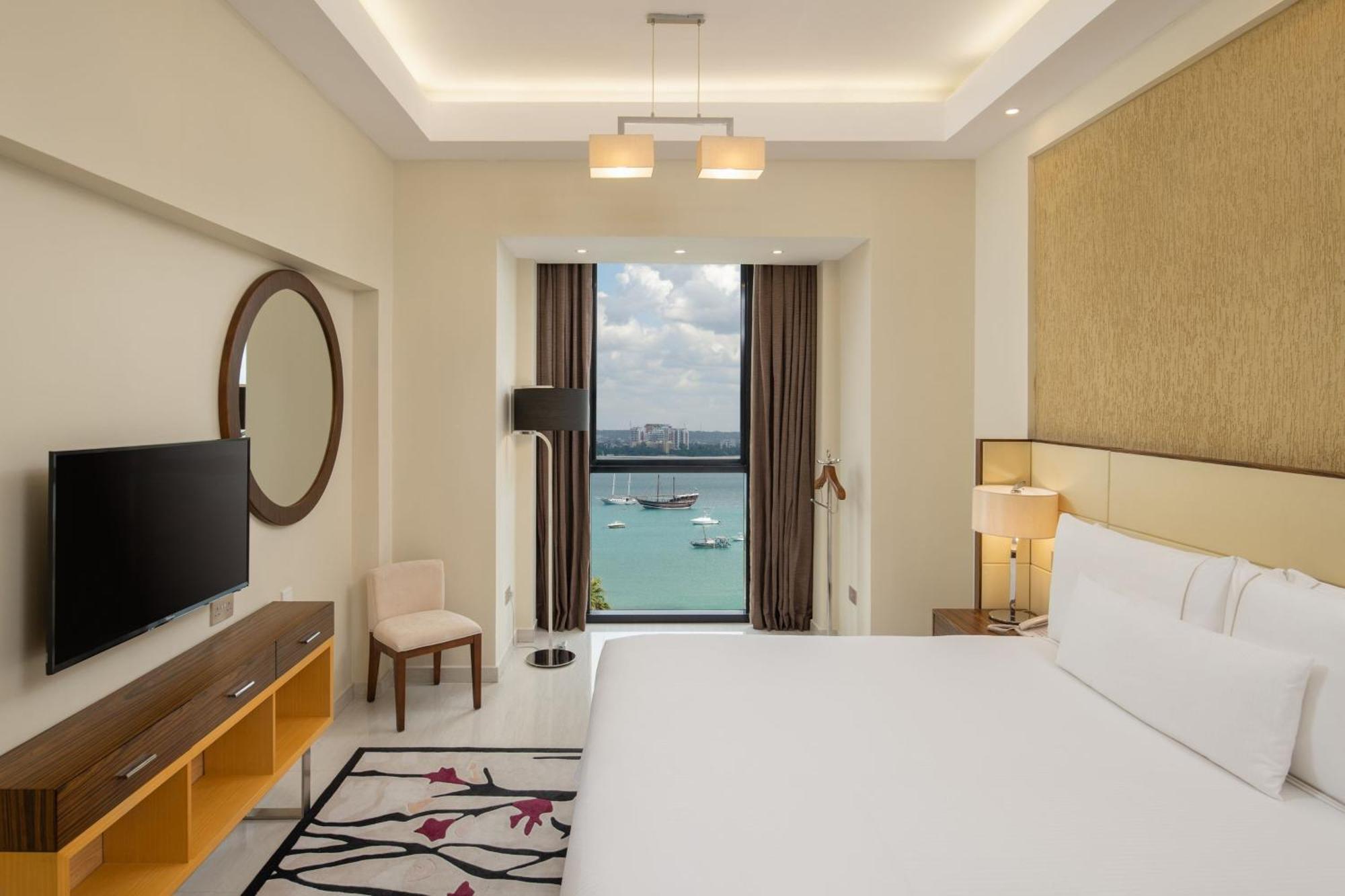 Element By Westin Hotel دار السلام المظهر الخارجي الصورة