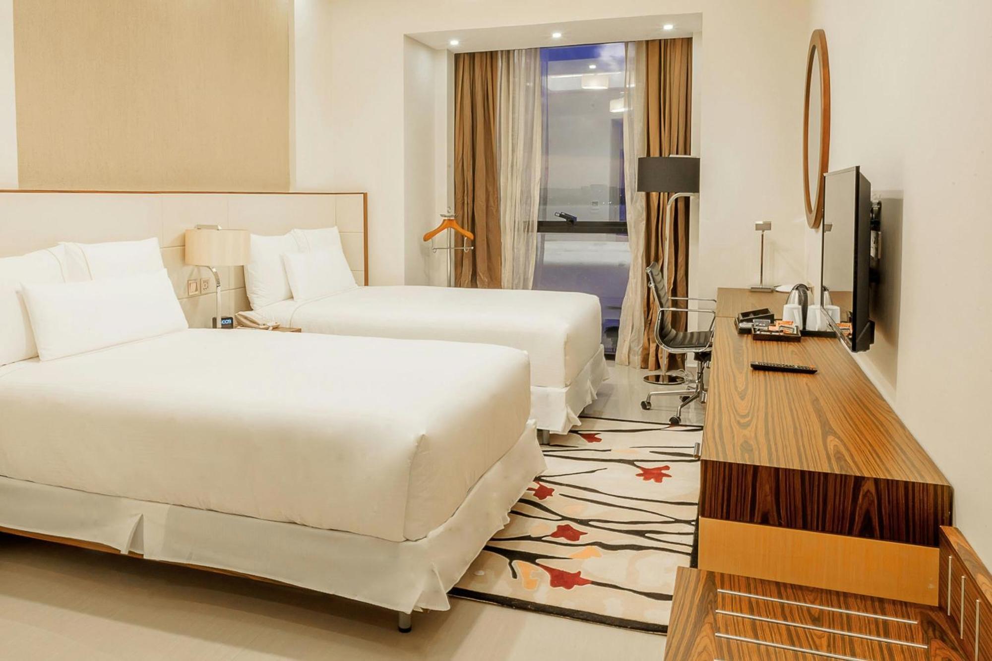 Element By Westin Hotel دار السلام المظهر الخارجي الصورة